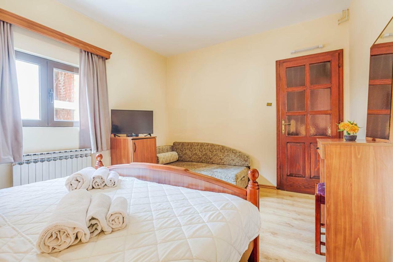 Mali Milocer Bay Accommodation 斯韦蒂·斯特凡 外观 照片